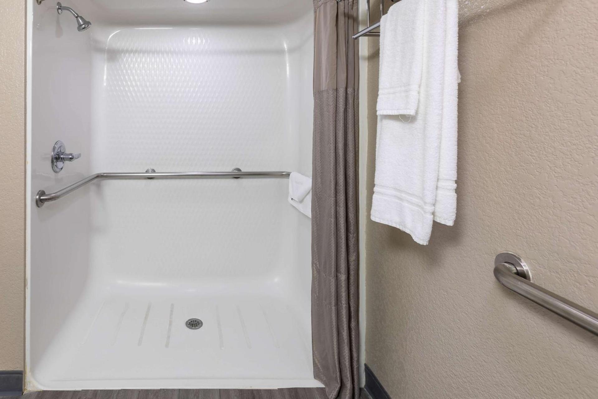 Motel 6-Fort Lupton, CO photo 36
