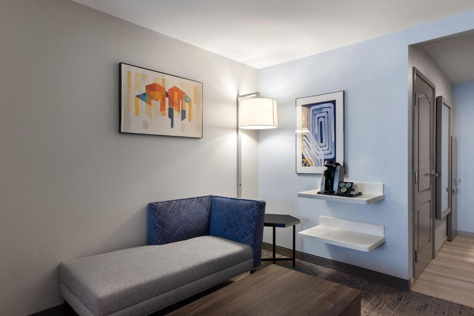 Holiday Inn Express Savannah Airport by IHG photo 54