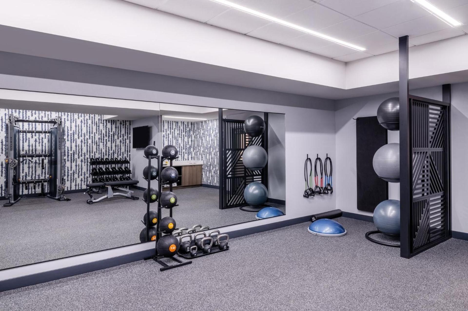 Atwell Suites Austin Airport by IHG photo 54