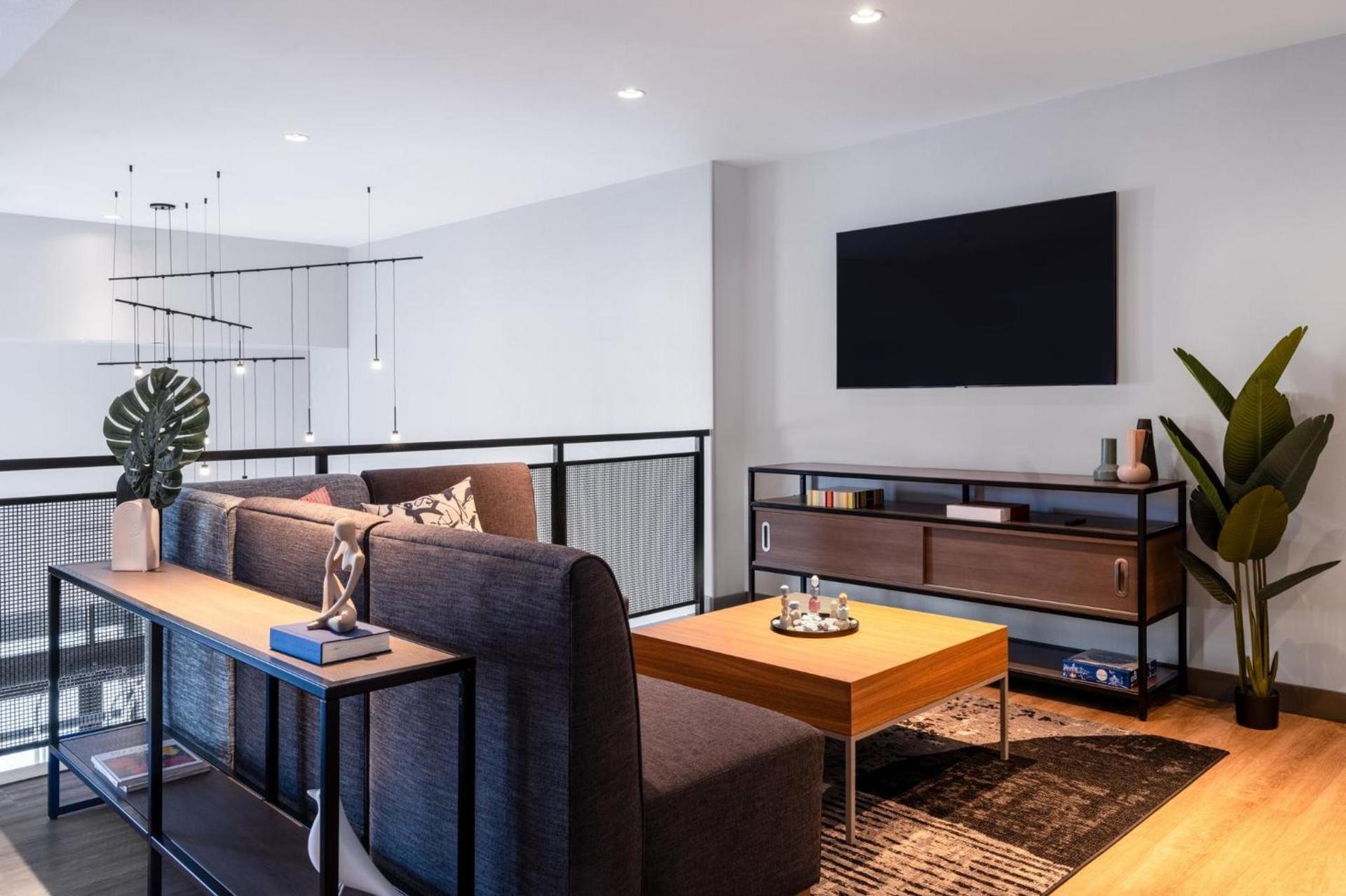 Atwell Suites Austin Airport by IHG photo 48