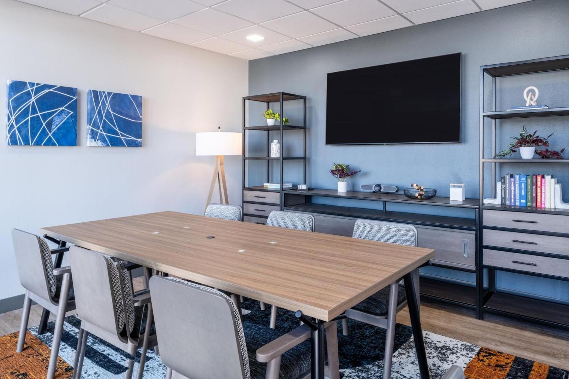 Atwell Suites Austin Airport by IHG photo 60