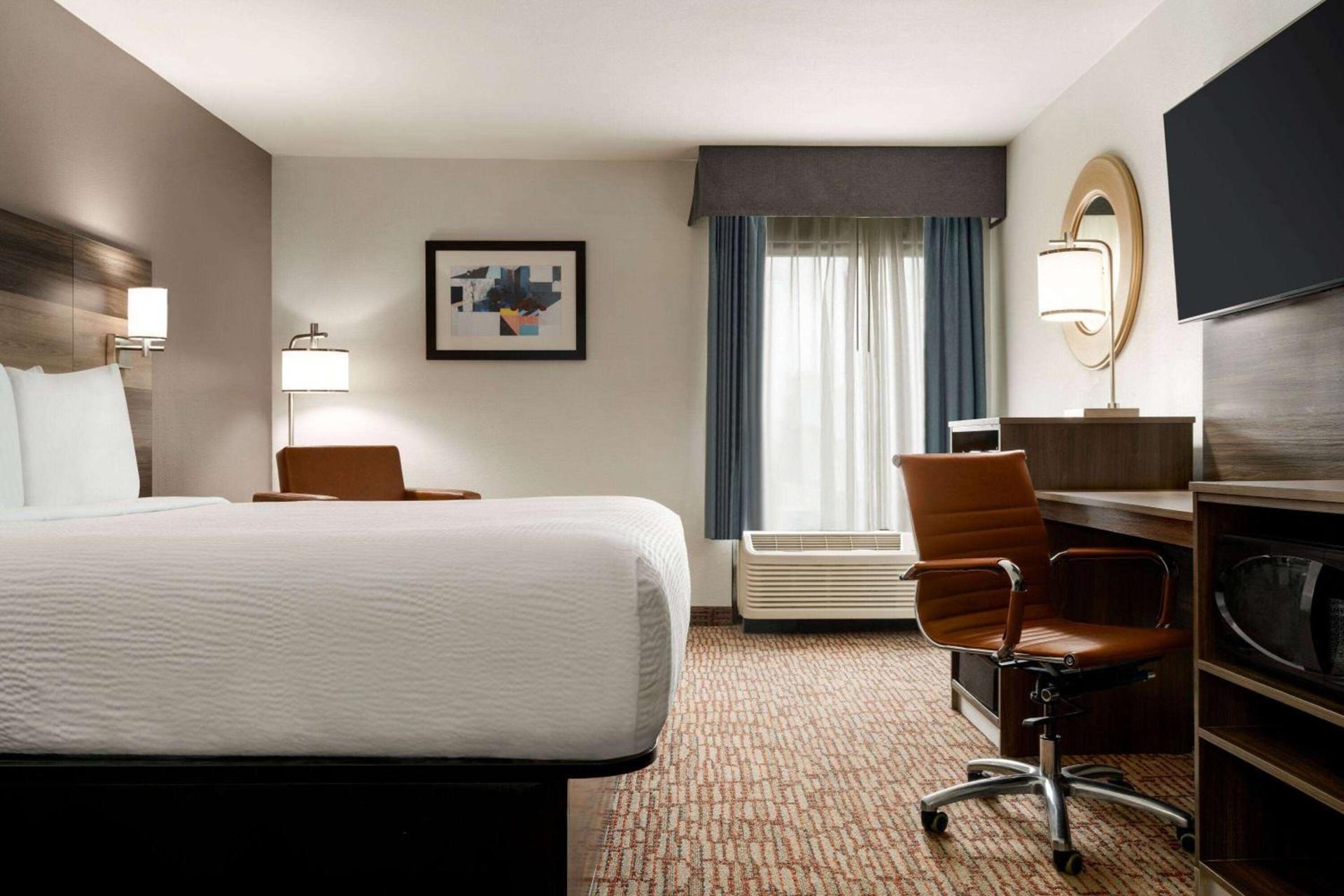 Garner Hotel Augusta West by IHG photo 8