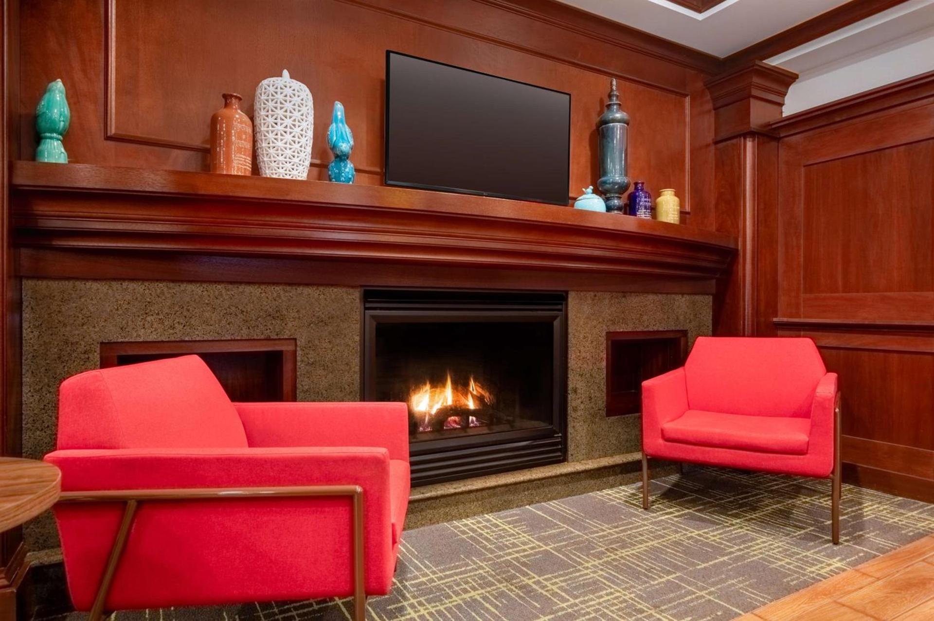 Hampton Inn Long Island-Brookhaven photo 7