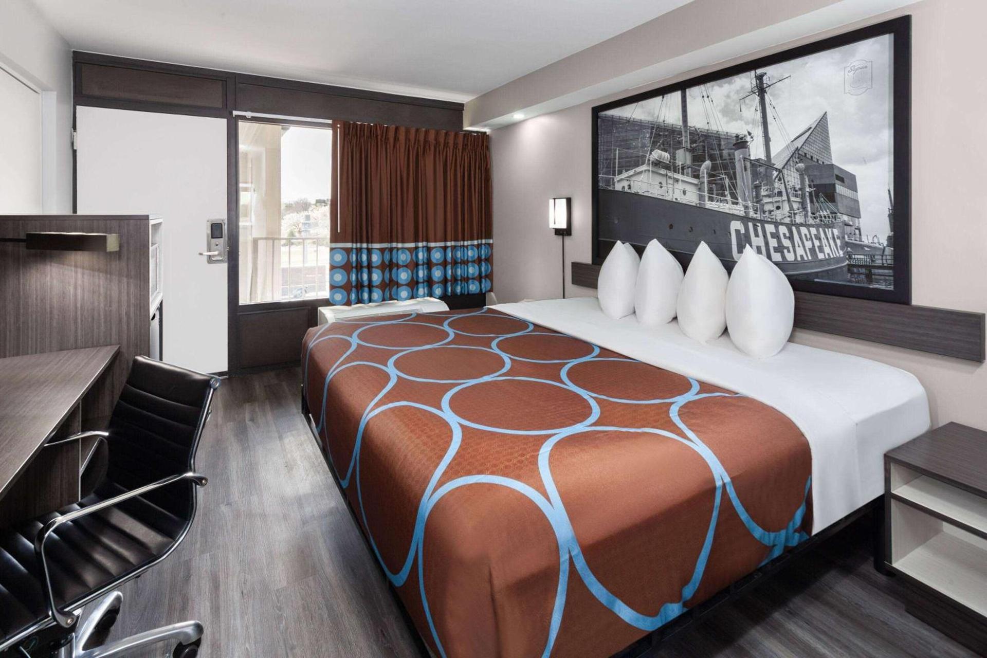 Super 8 by Wyndham Baltimore Northwest photo 11