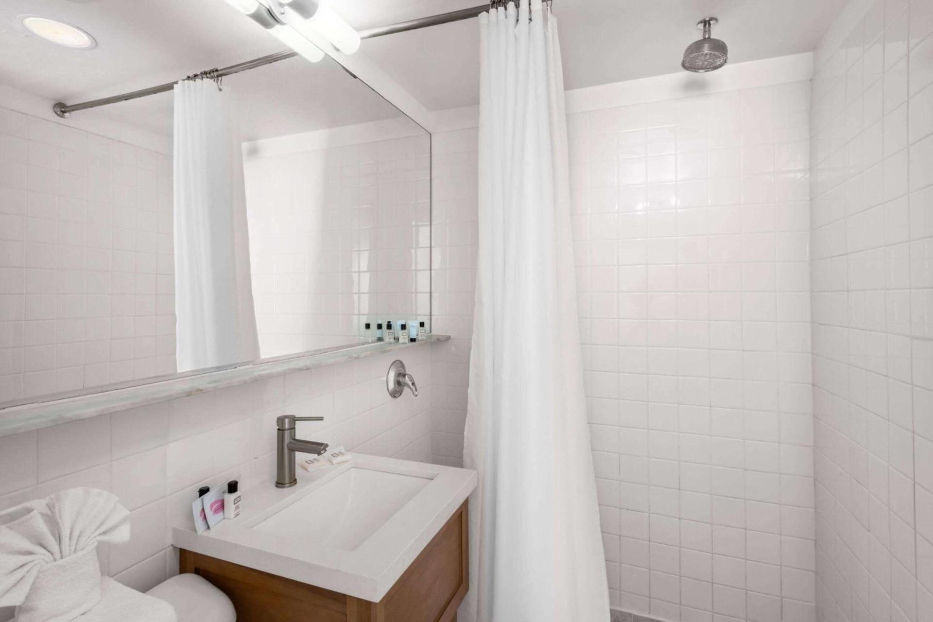 The Townhouse Hotel photo 33