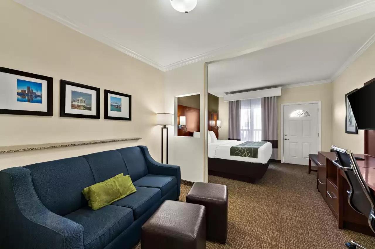 Comfort Suites Corpus Christi Central photo 14