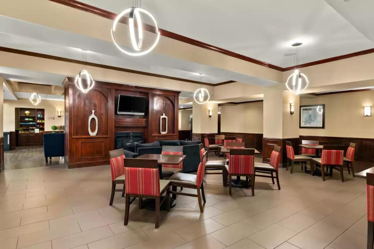 Comfort Suites Corpus Christi Central photo 22