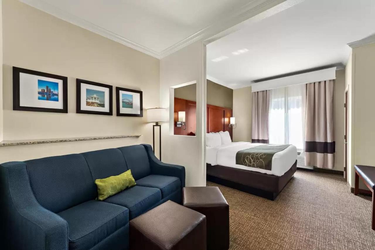 Comfort Suites Corpus Christi Central photo 26