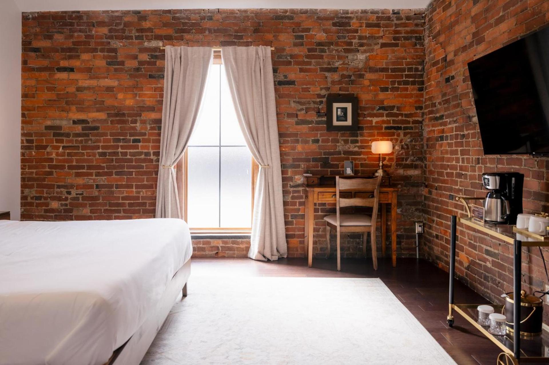 The Chandler Hotel photo 32