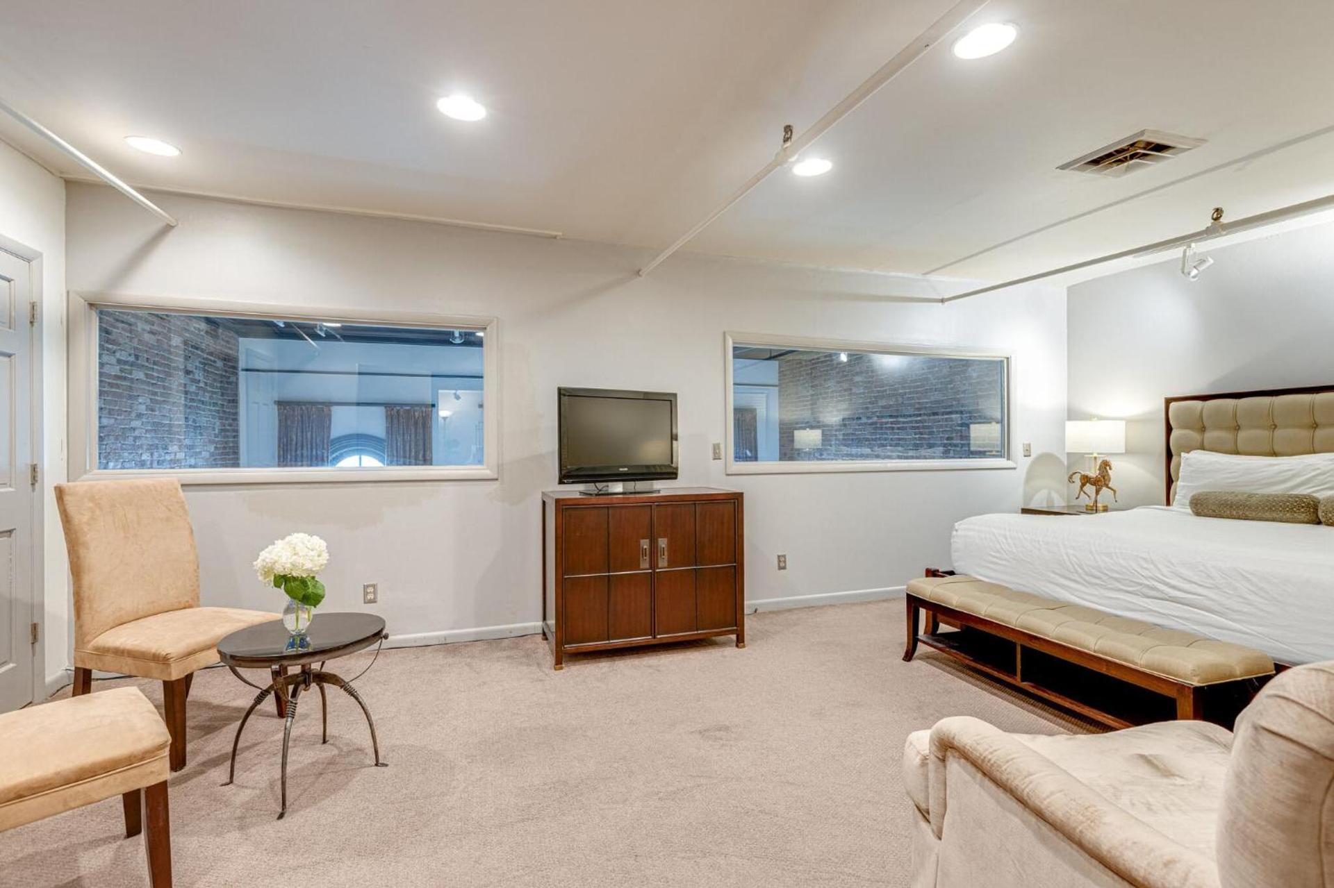 Nashville Riverfront Lofts photo 34
