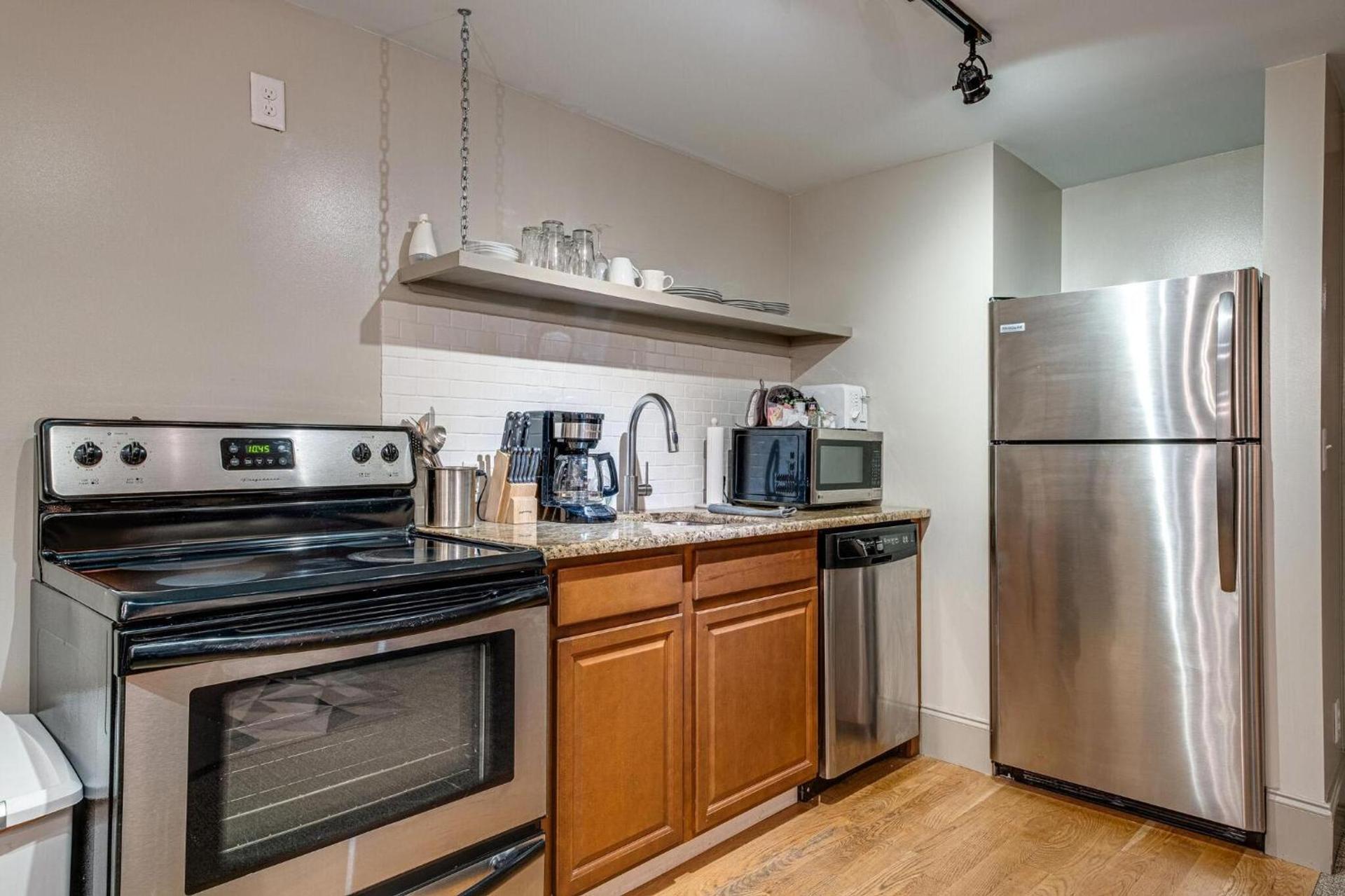 Nashville Riverfront Lofts photo 6