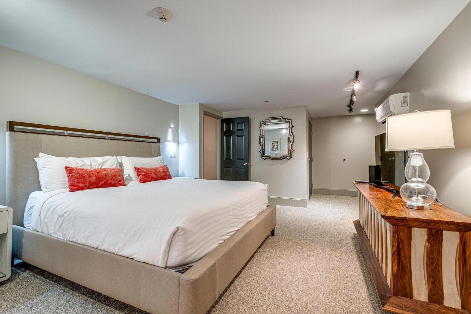 Nashville Riverfront Lofts photo 40