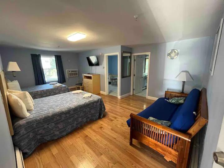 Beau Rivage Motel photo 79
