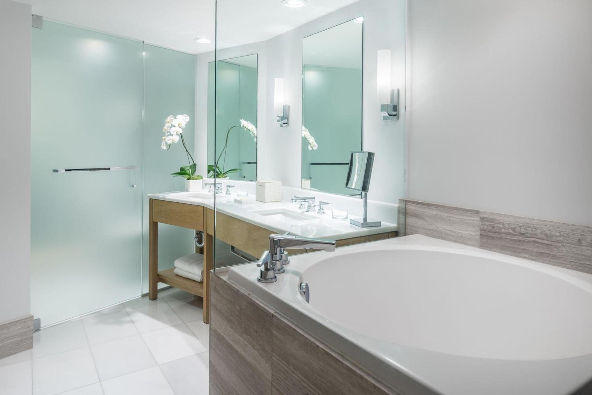 The Ritz-Carlton Residences, Waikiki Beach Hotel photo 16