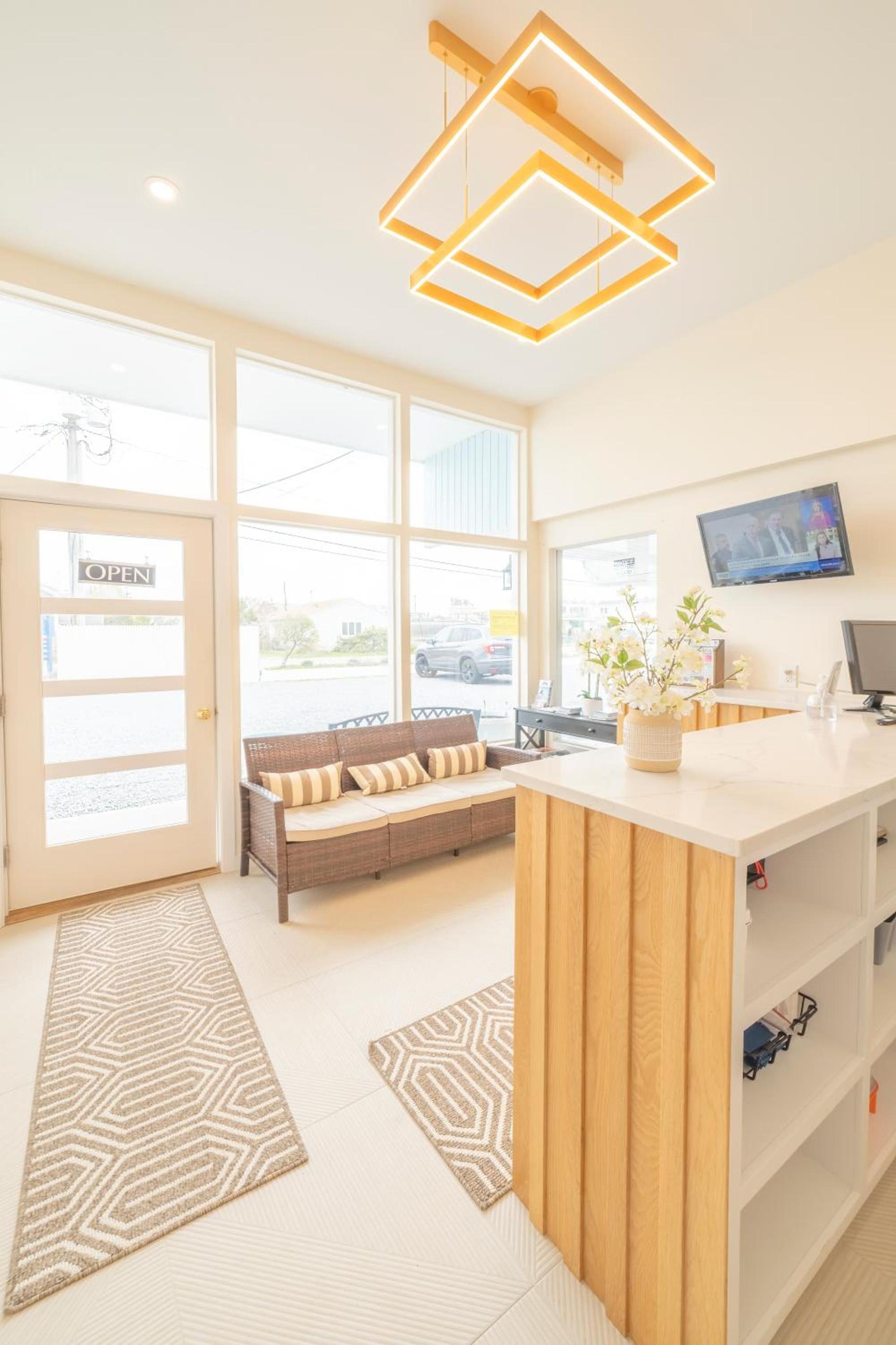 Ocean Surf Resort photo 5