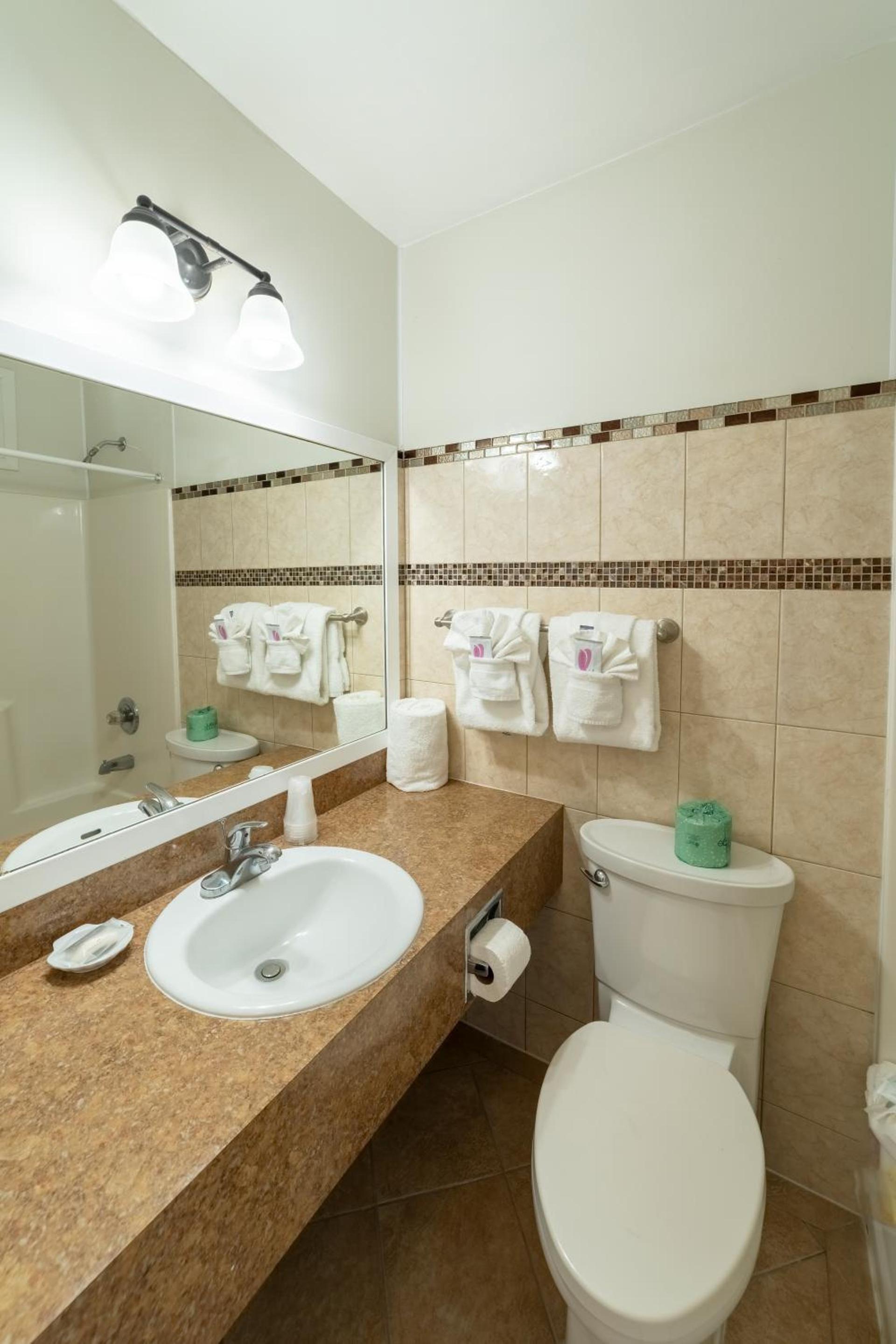 Ocean Surf Resort photo 80