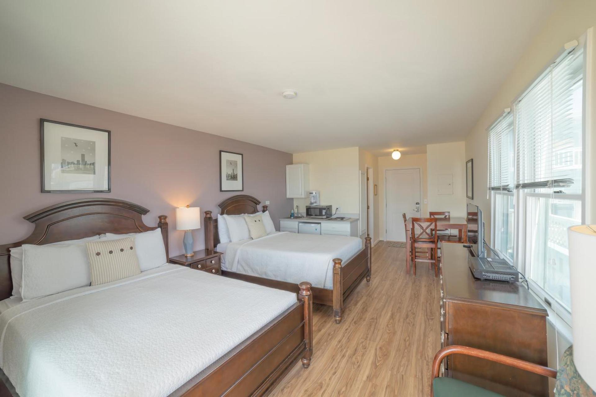Ocean Surf Resort photo 81