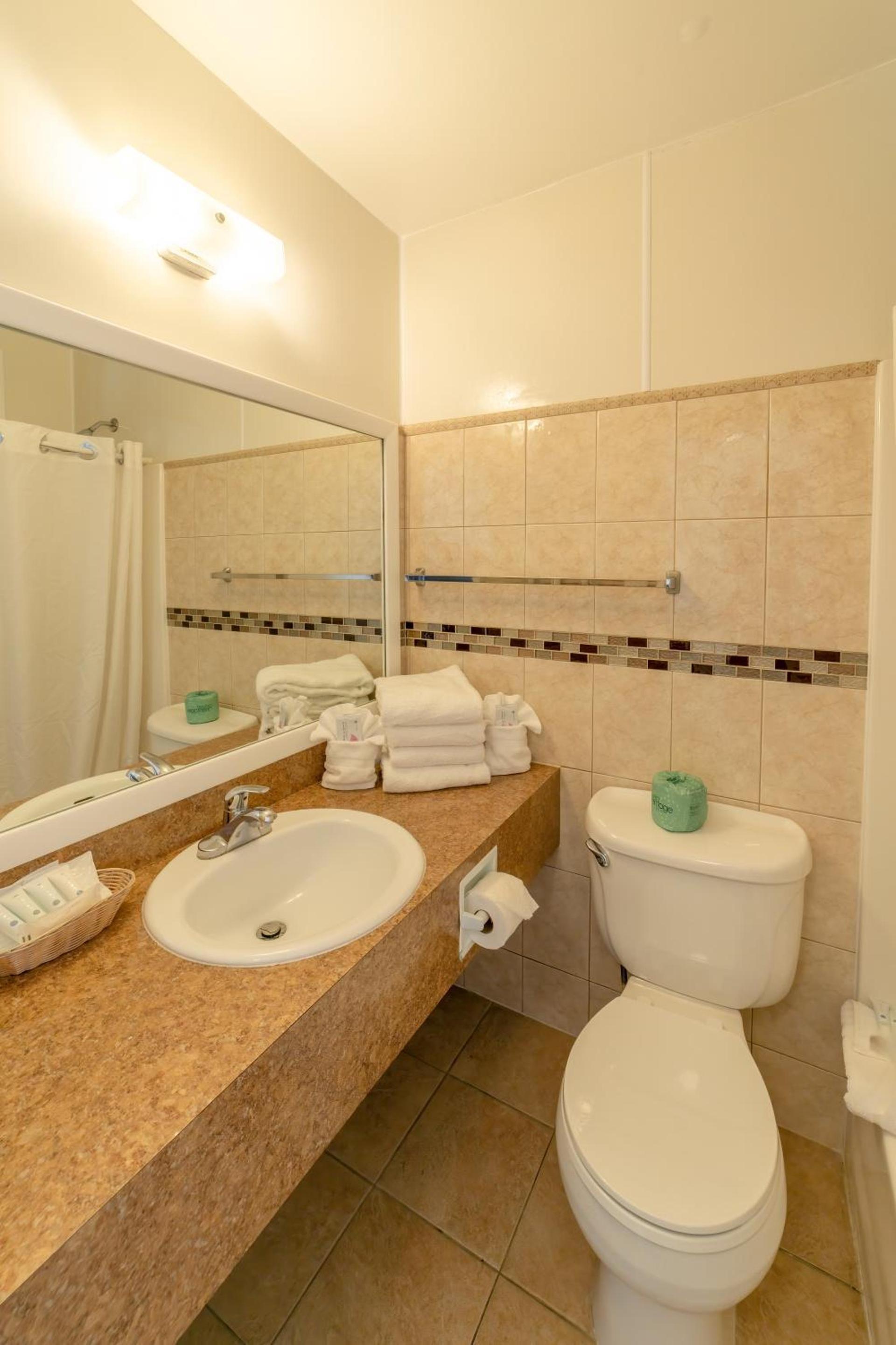 Ocean Surf Resort photo 83