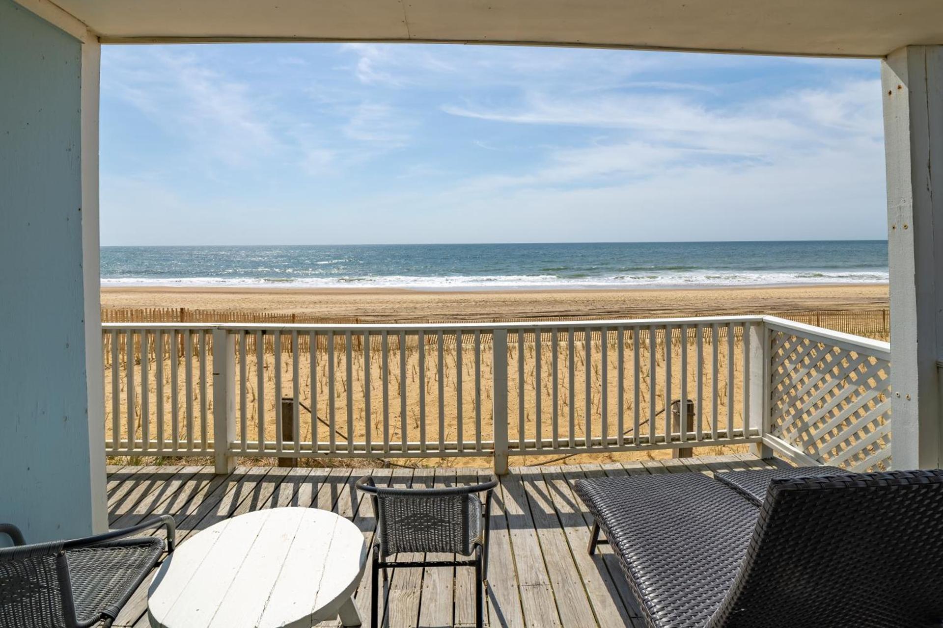 Ocean Surf Resort photo 99