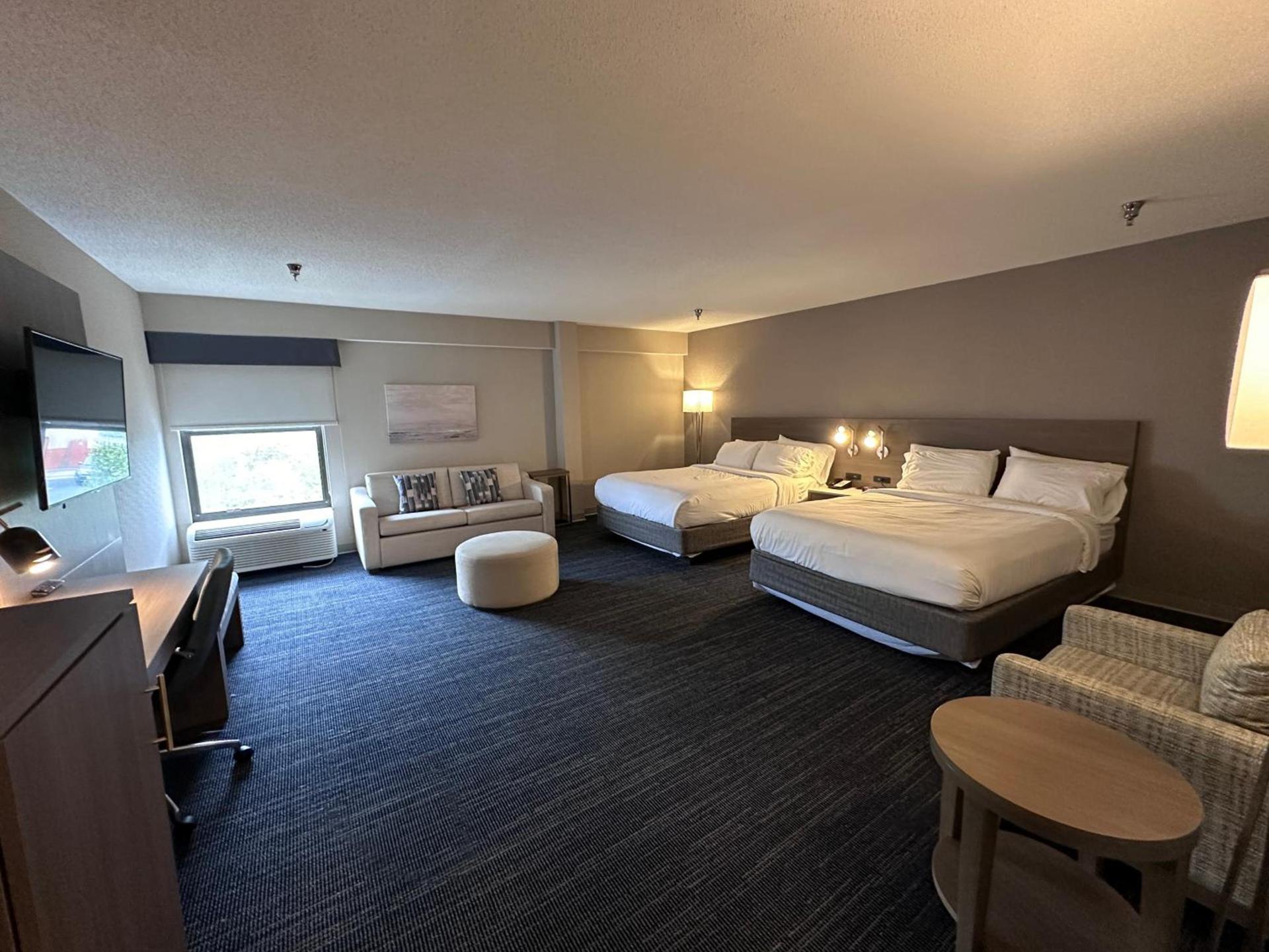 Wingate by Wyndham Waynesboro photo 49