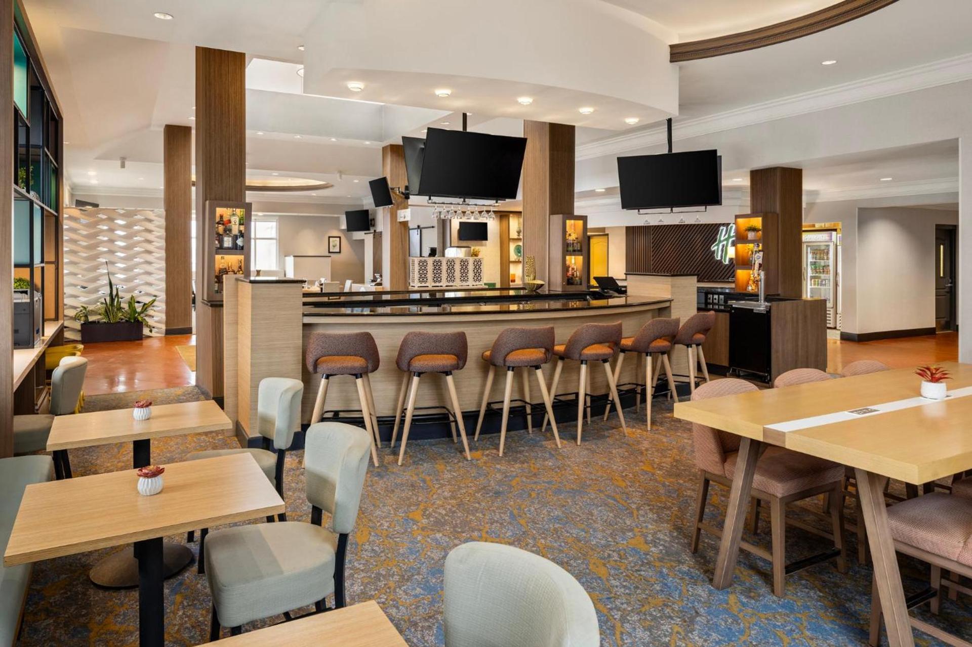 Holiday Inn Hotel & Suites Maple Grove Northwest Minneapolis-Arbor Lakes by IHG photo 57