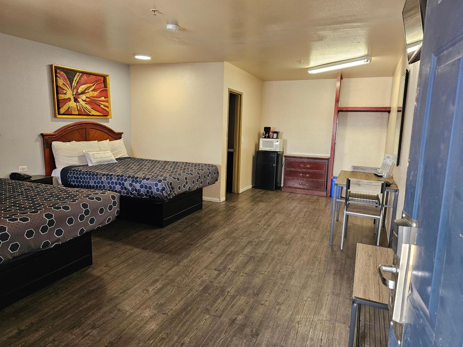 California Suites Motel photo 29