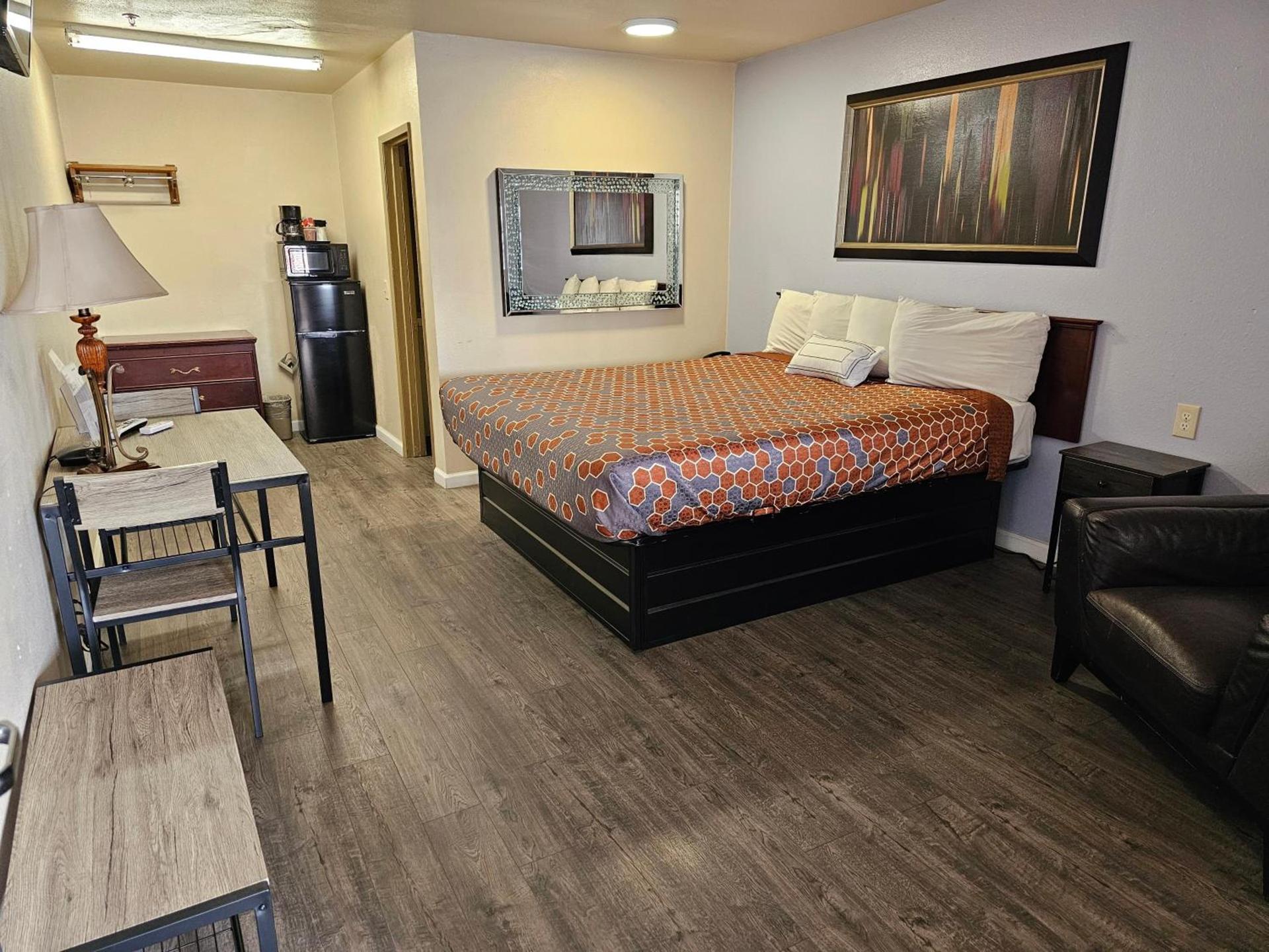California Suites Motel photo 24