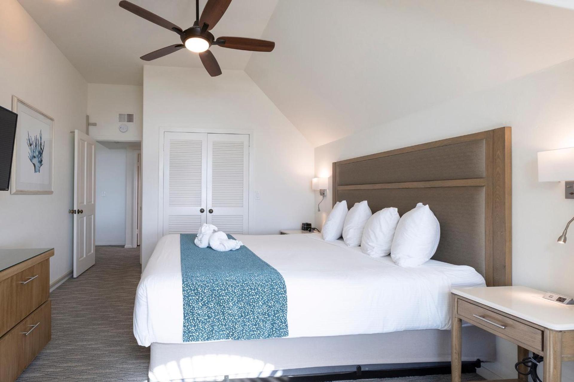 Wave Crest Resort photo 53