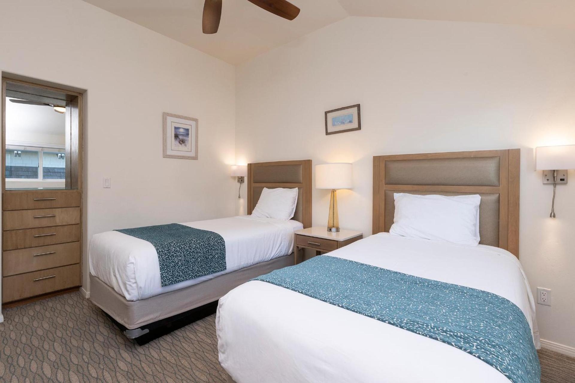 Wave Crest Resort photo 54