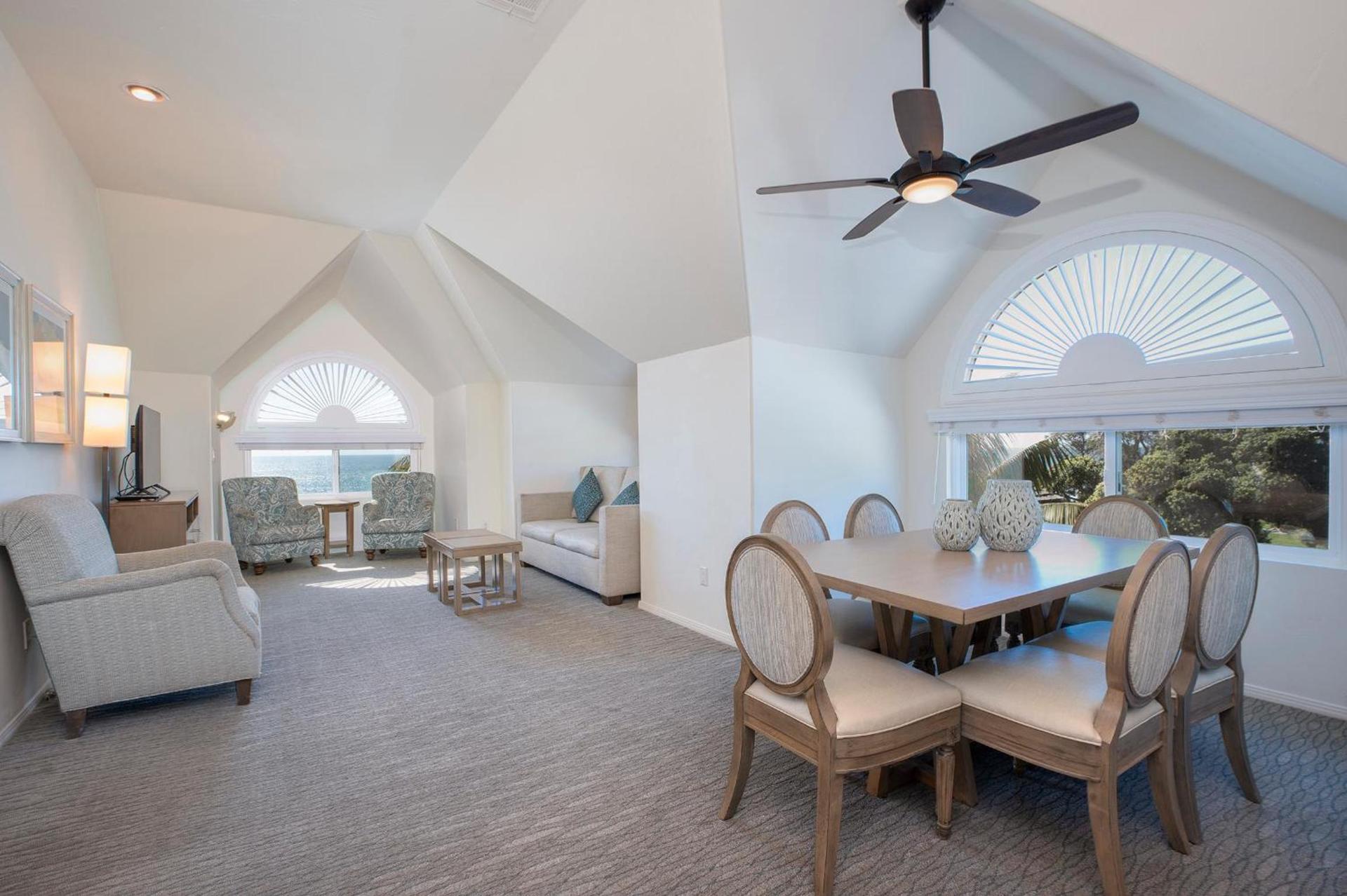 Wave Crest Resort photo 60
