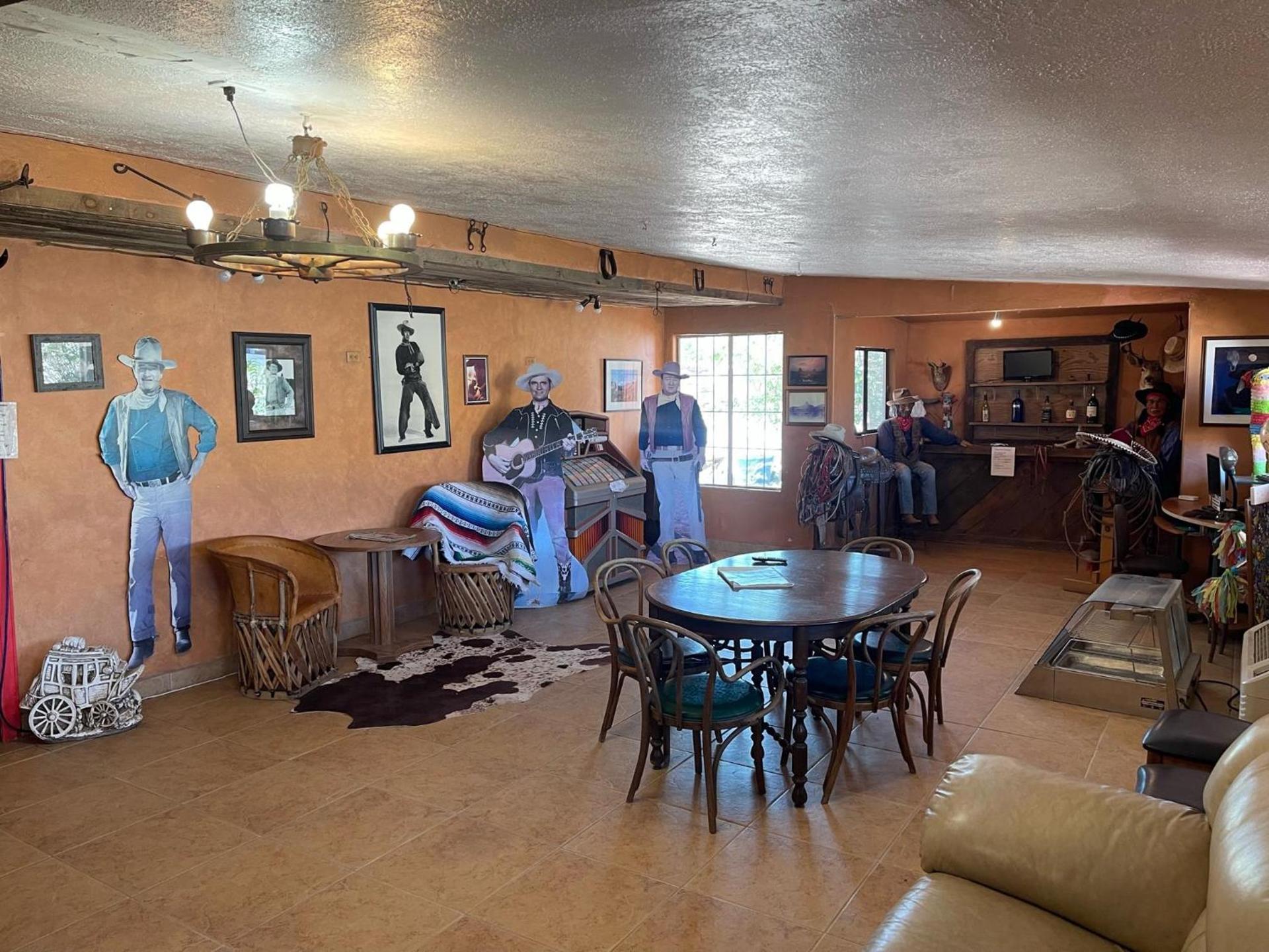 Mexican Hat Lodge photo 11