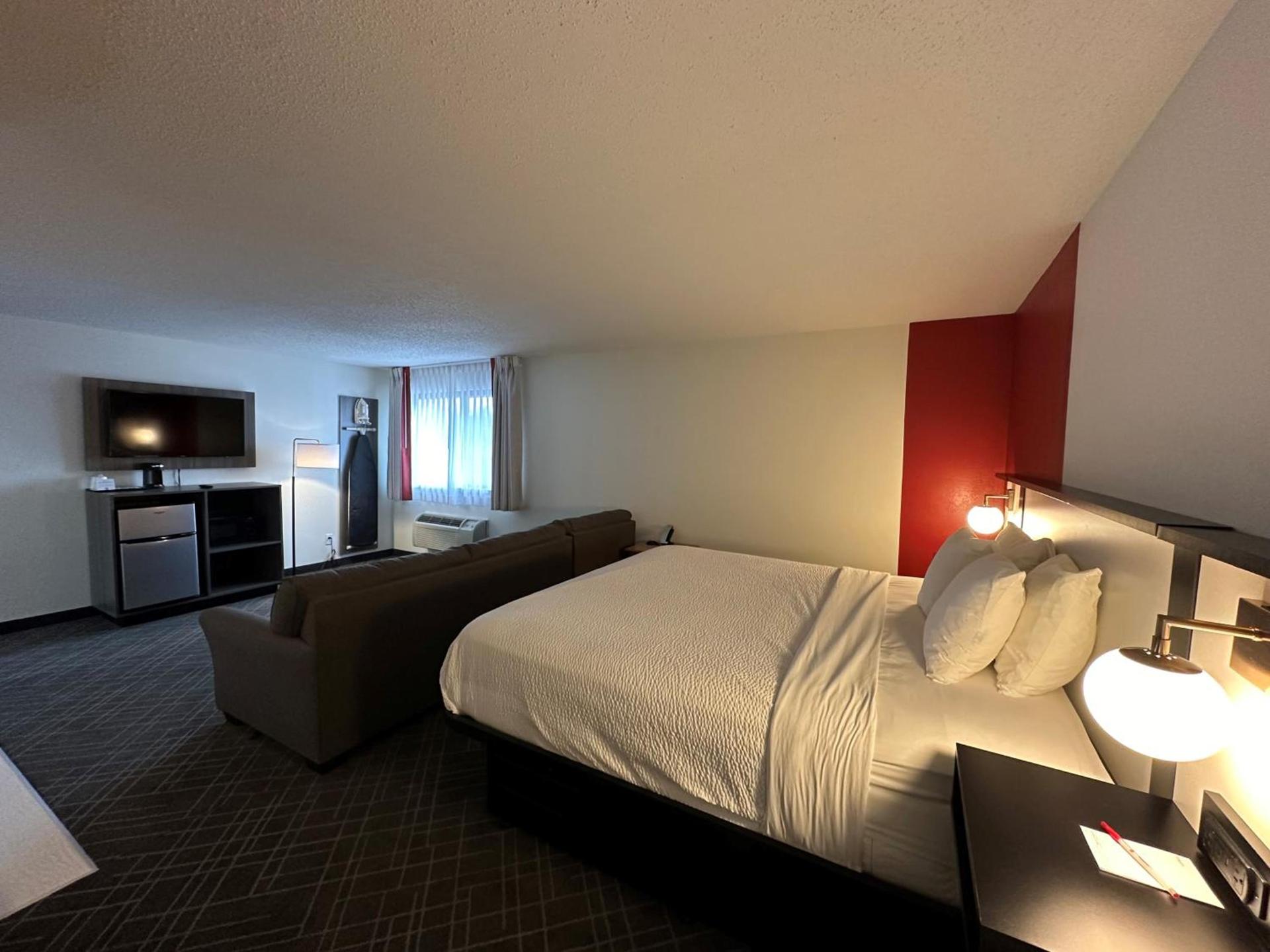 Ramada by Wyndham Waupaca photo 50