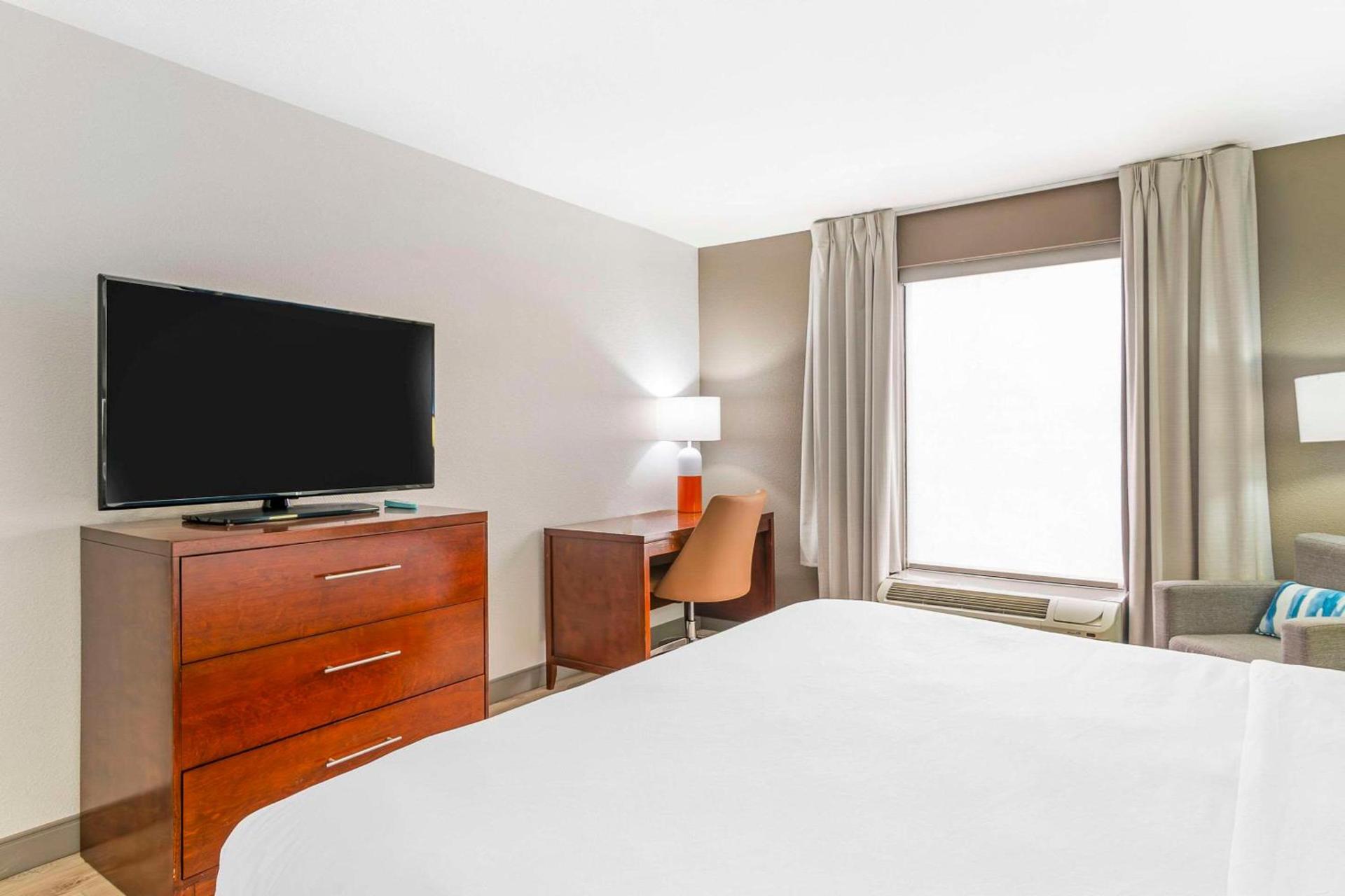 Comfort Inn Near Six Flags St Louis photo 19