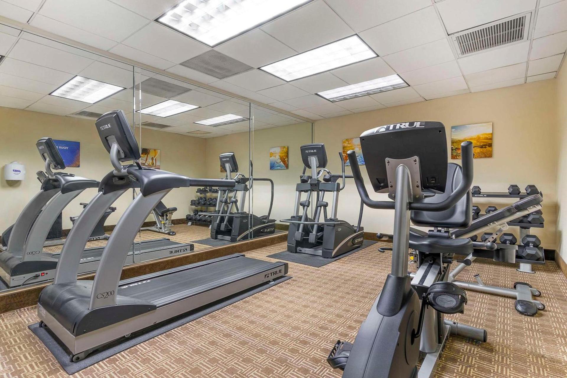 Comfort Inn Near Six Flags St Louis photo 30
