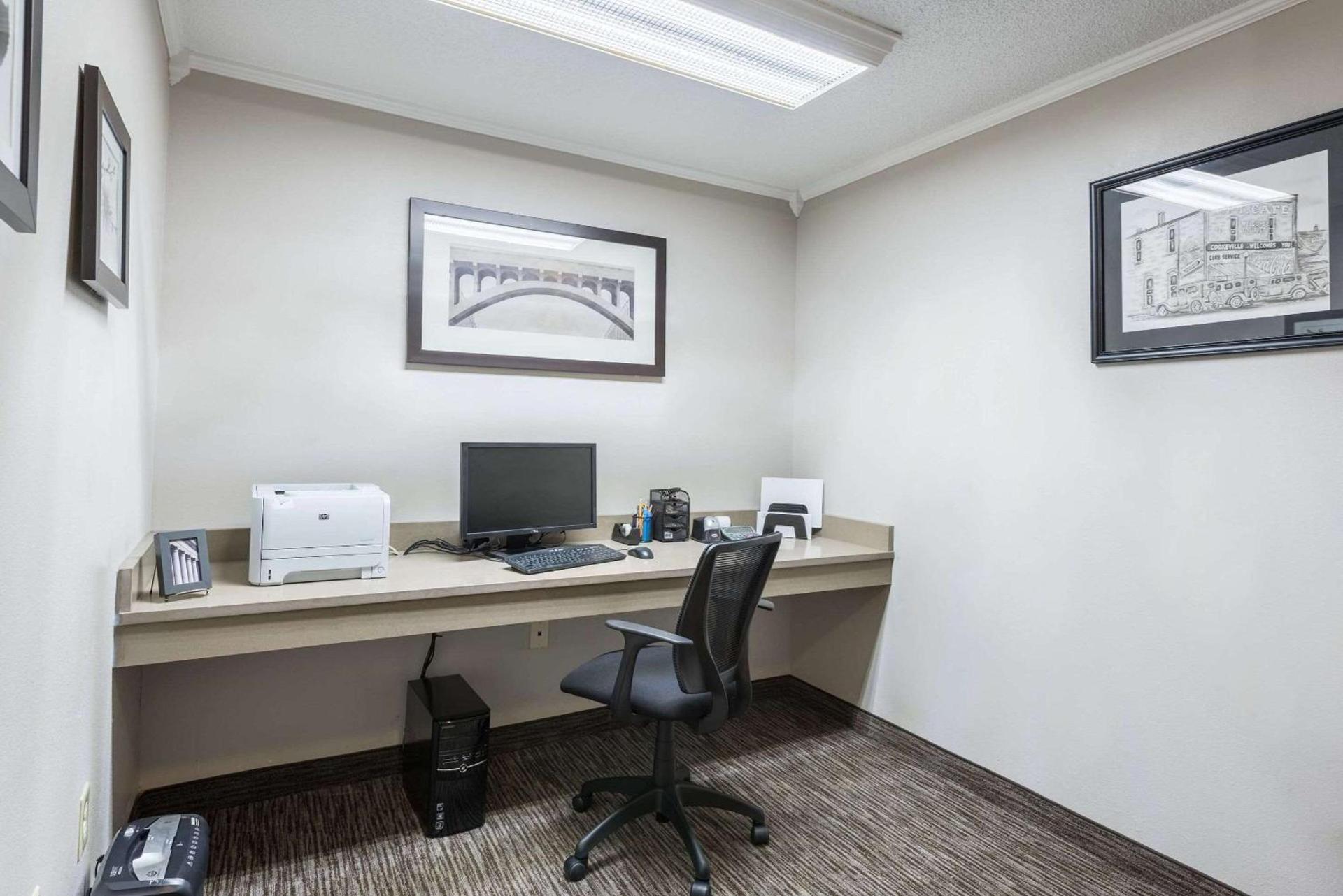 Country Inn & Suites by Radisson, Cookeville, TN photo 13