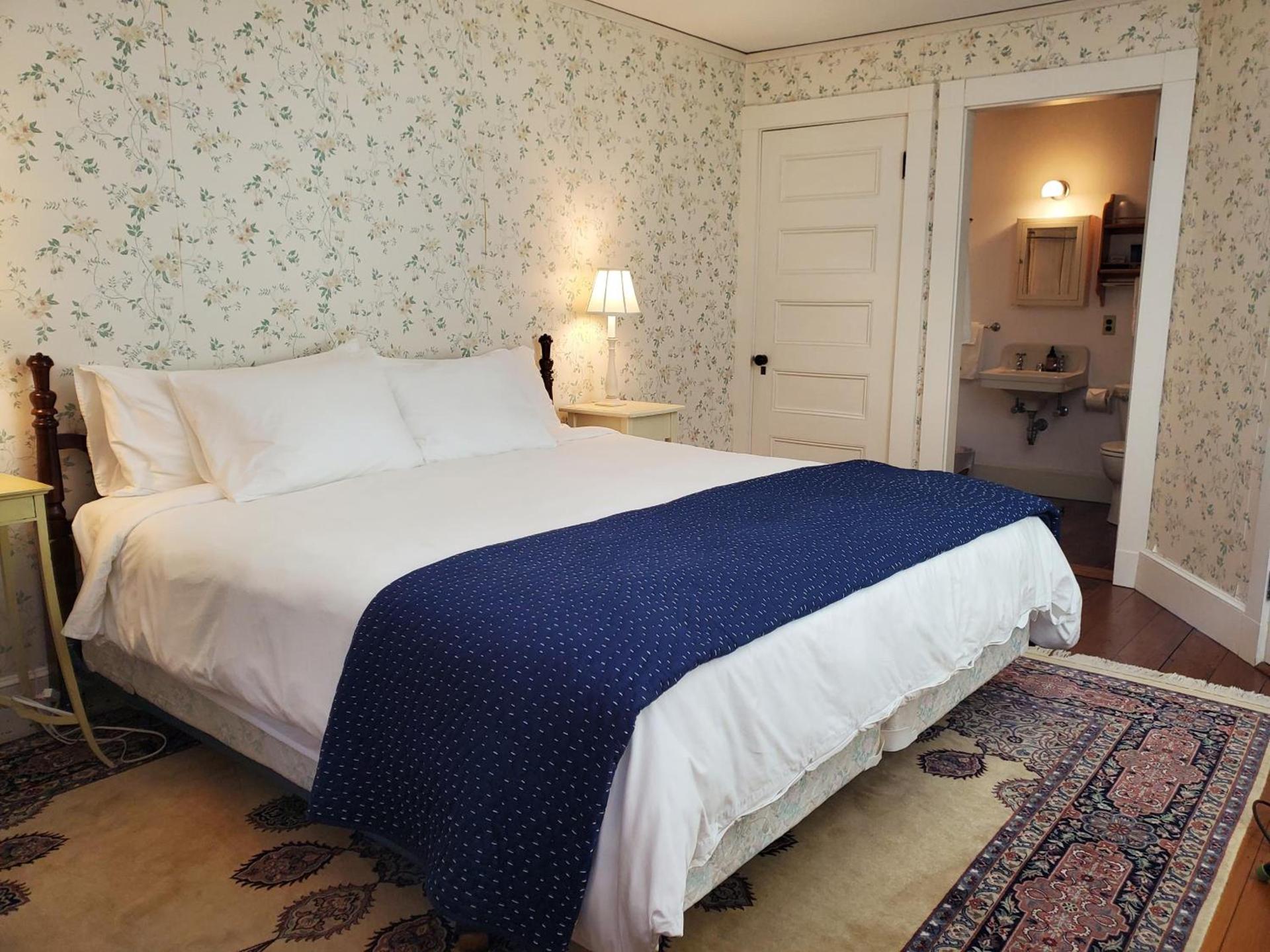 Harbourside Inn photo 40