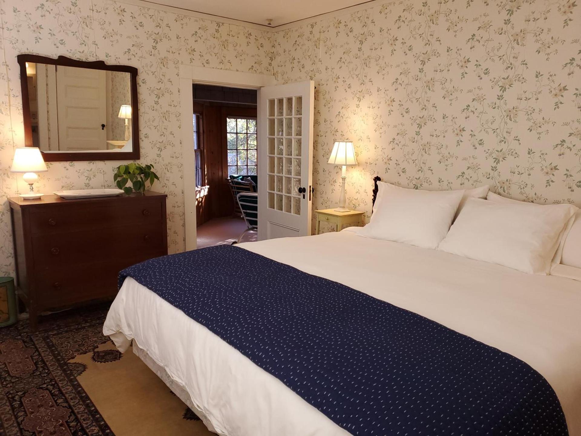 Harbourside Inn photo 45