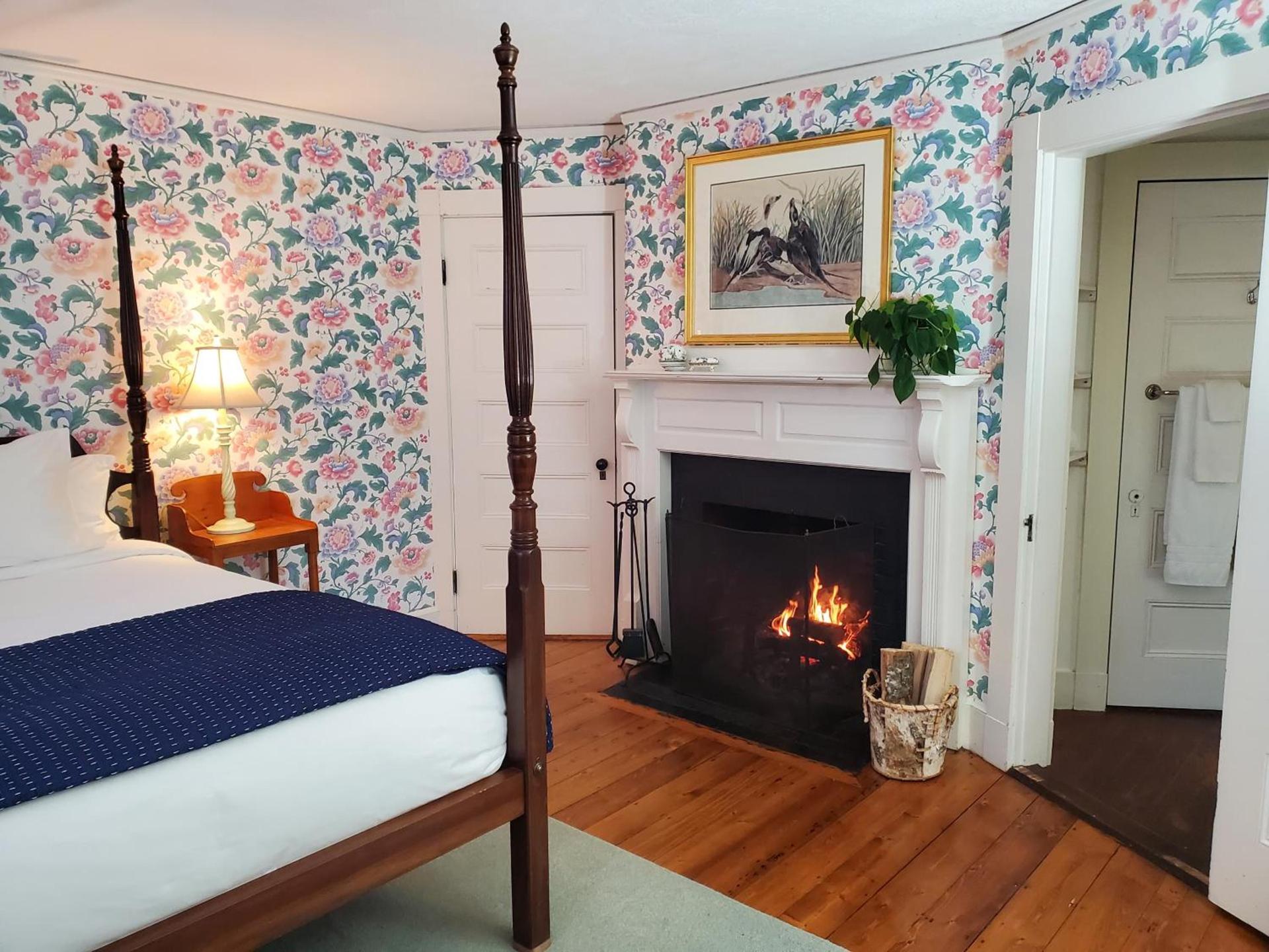 Harbourside Inn photo 50