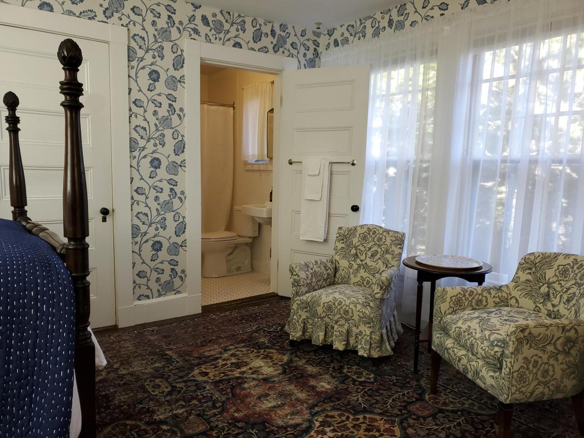 Harbourside Inn photo 59