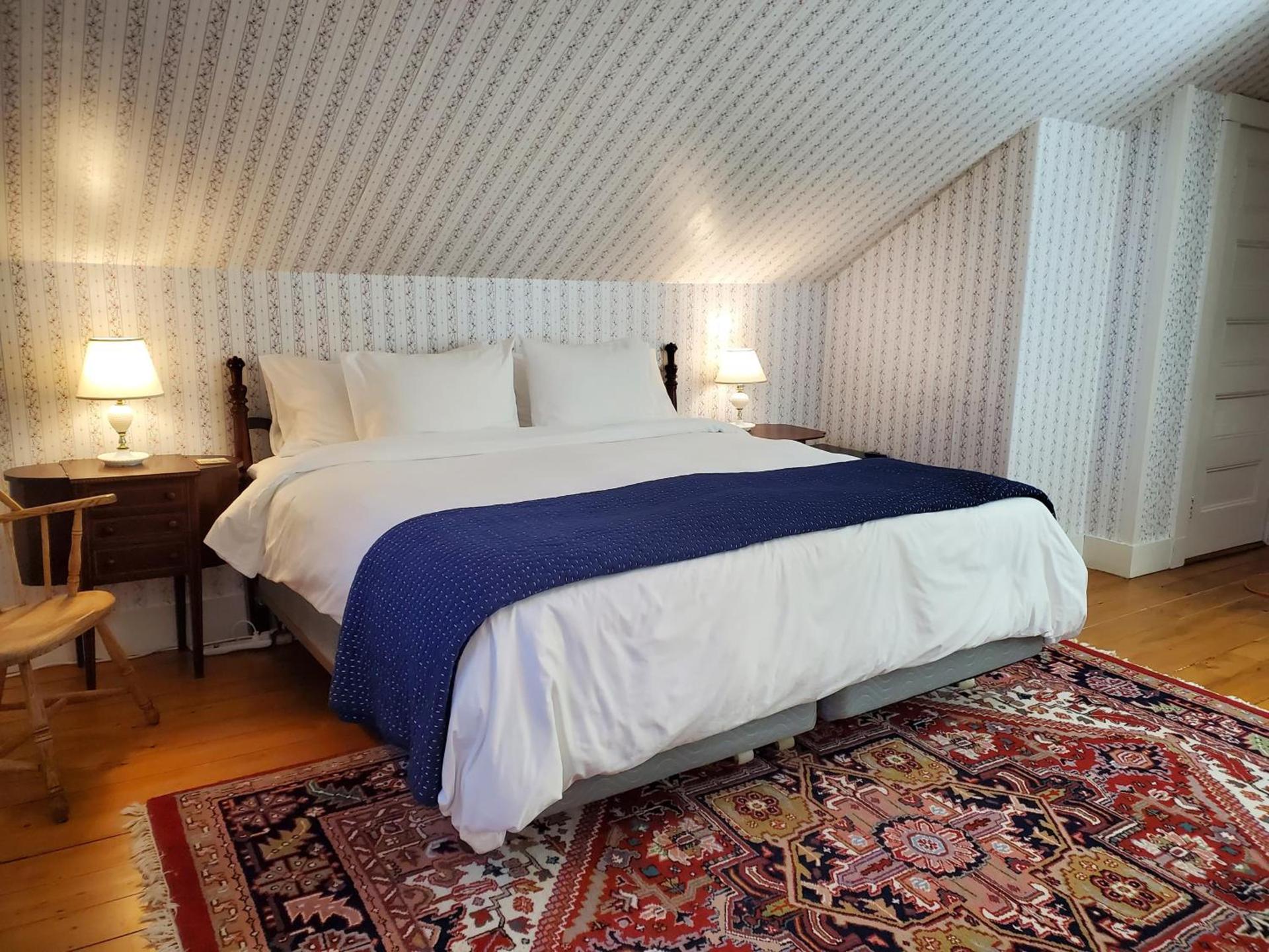 Harbourside Inn photo 78