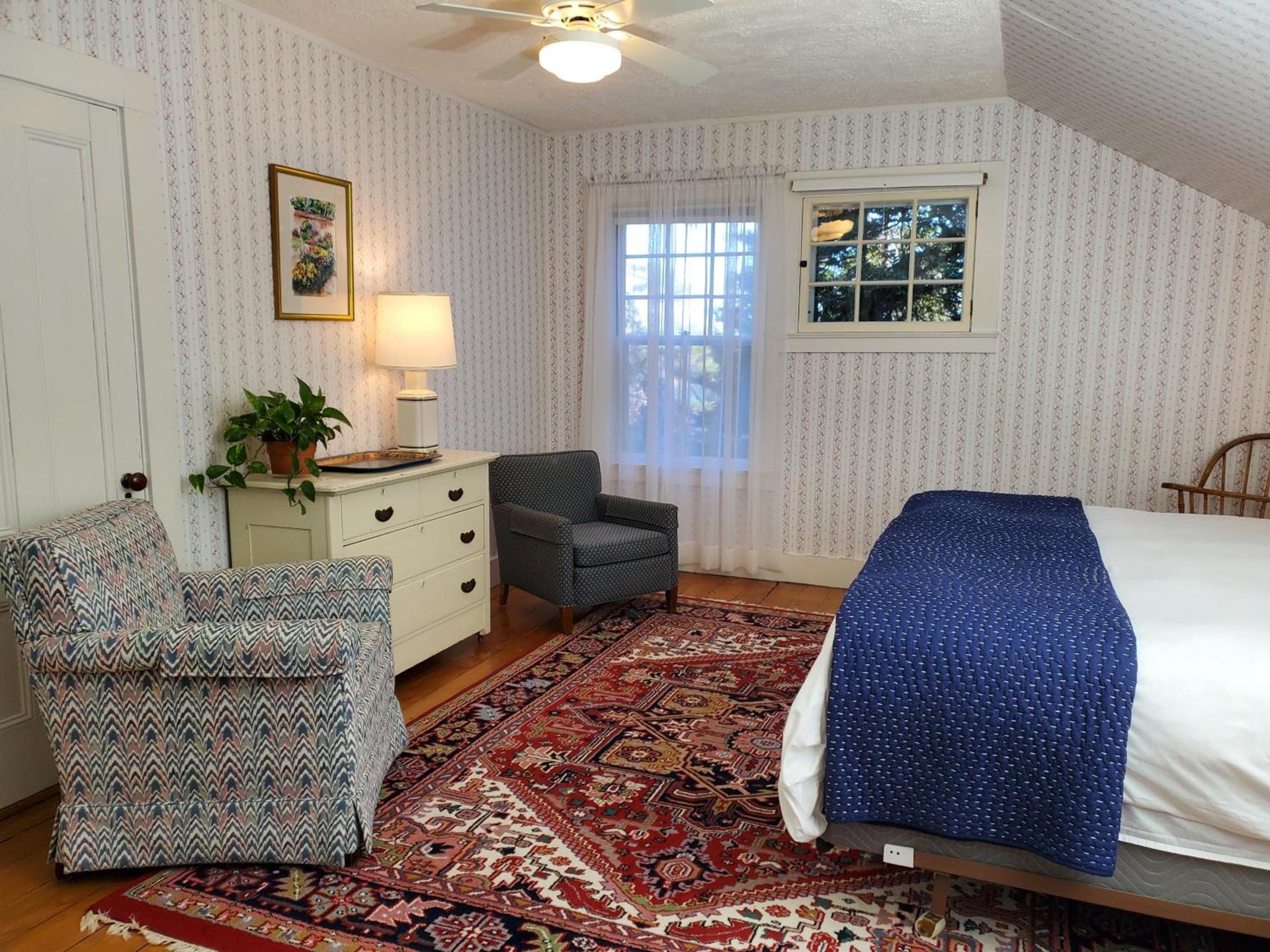 Harbourside Inn photo 76
