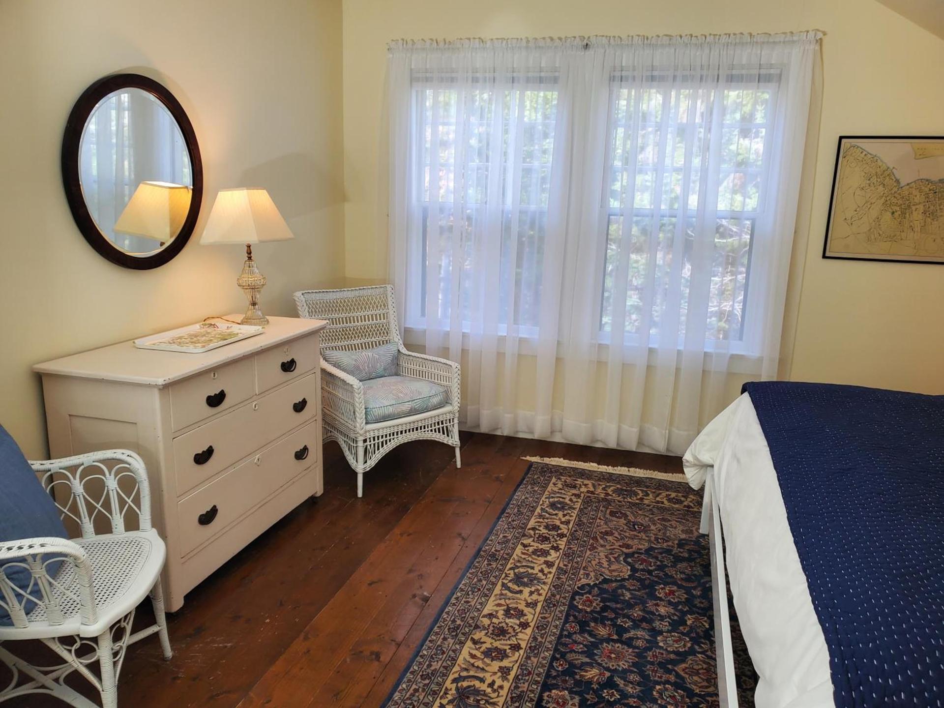 Harbourside Inn photo 86