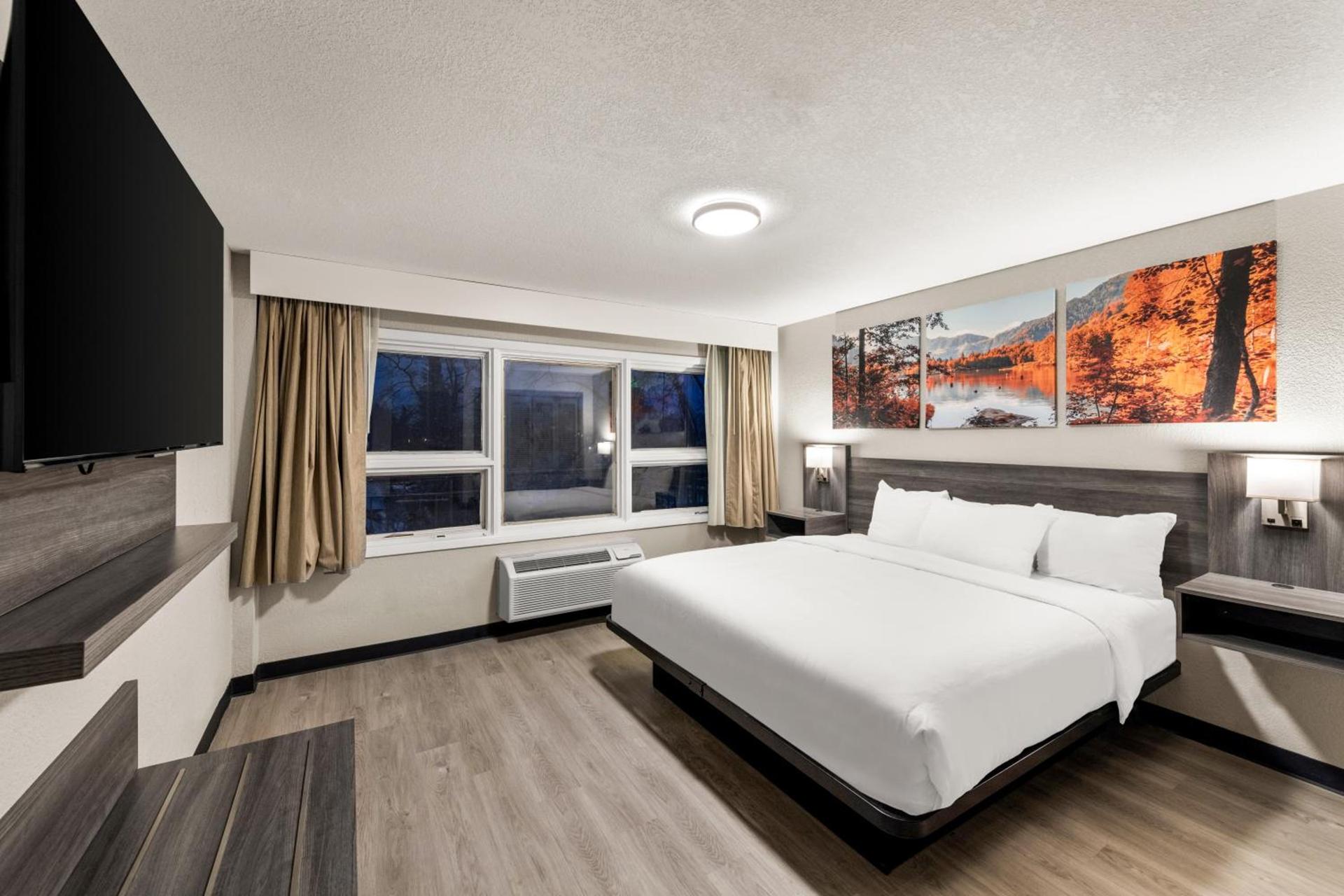Clarion Pointe Rhinelander Downtown photo 47