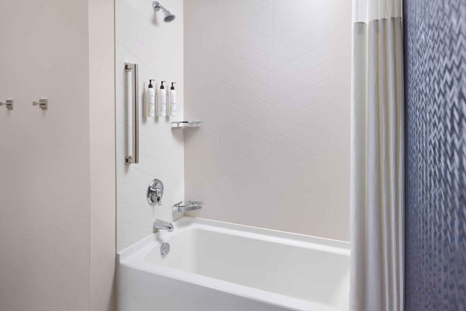 Fairfield by Marriott Inn & Suites Decatur photo 11