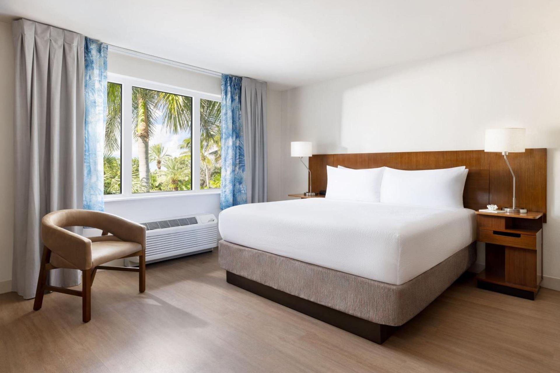 Fairfield by Marriott Inn & Suites Key West at The Keys Collection photo 12