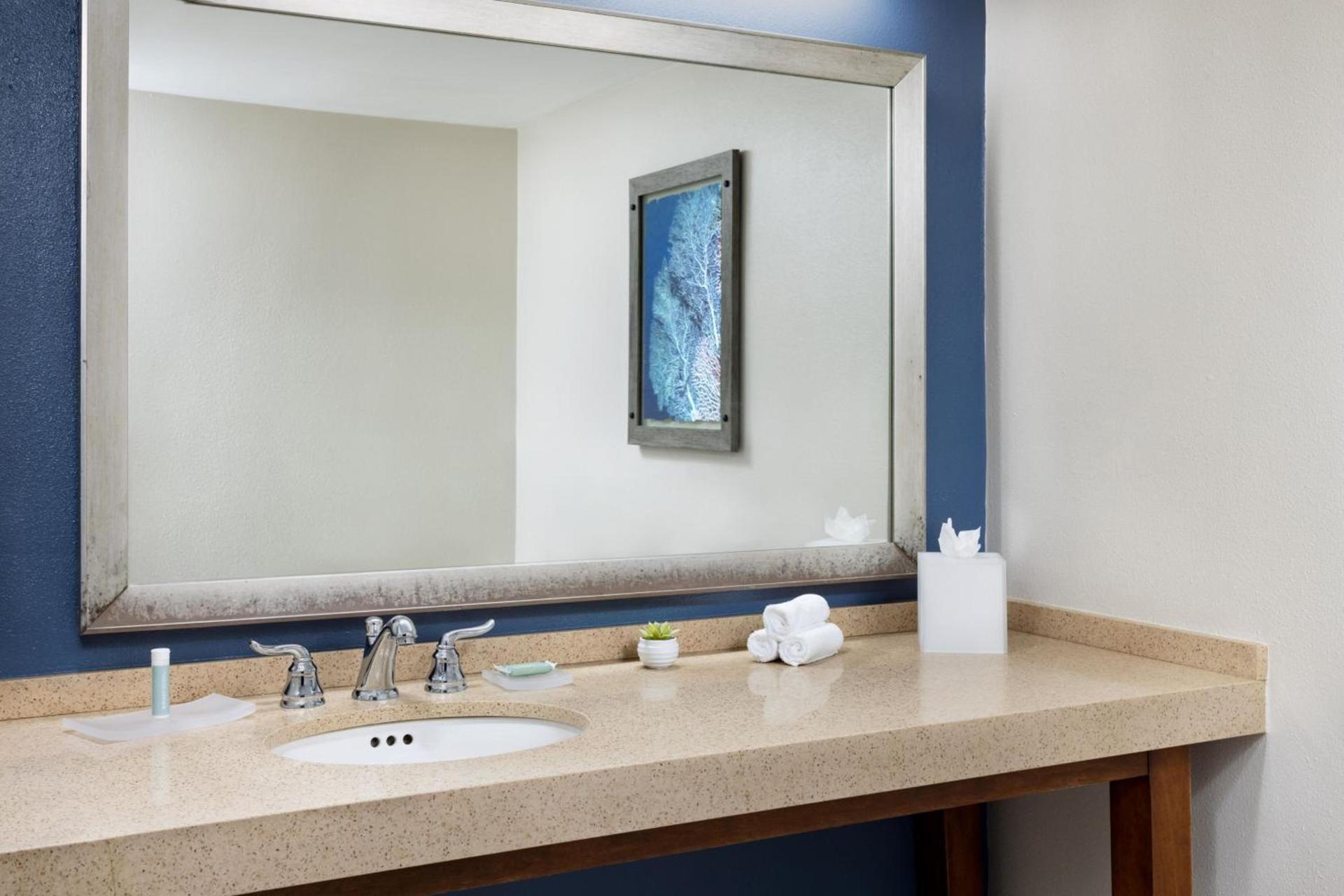 Fairfield by Marriott Inn & Suites Key West at The Keys Collection photo 19