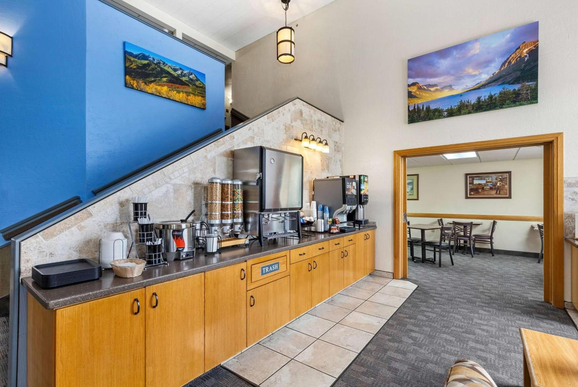 Days Inn by Wyndham Great Falls photo 14