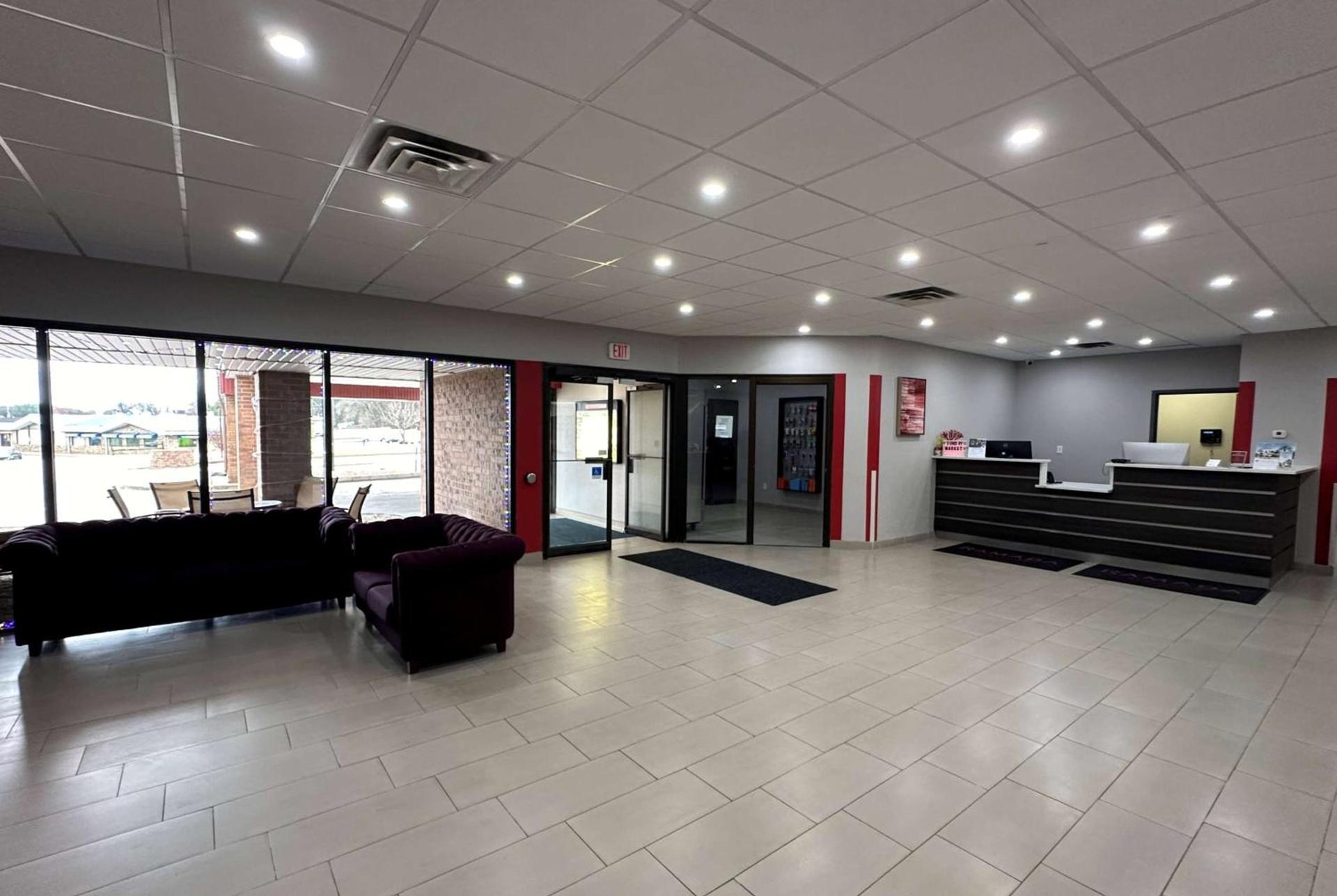 Ramada by Wyndham Waupaca photo 2