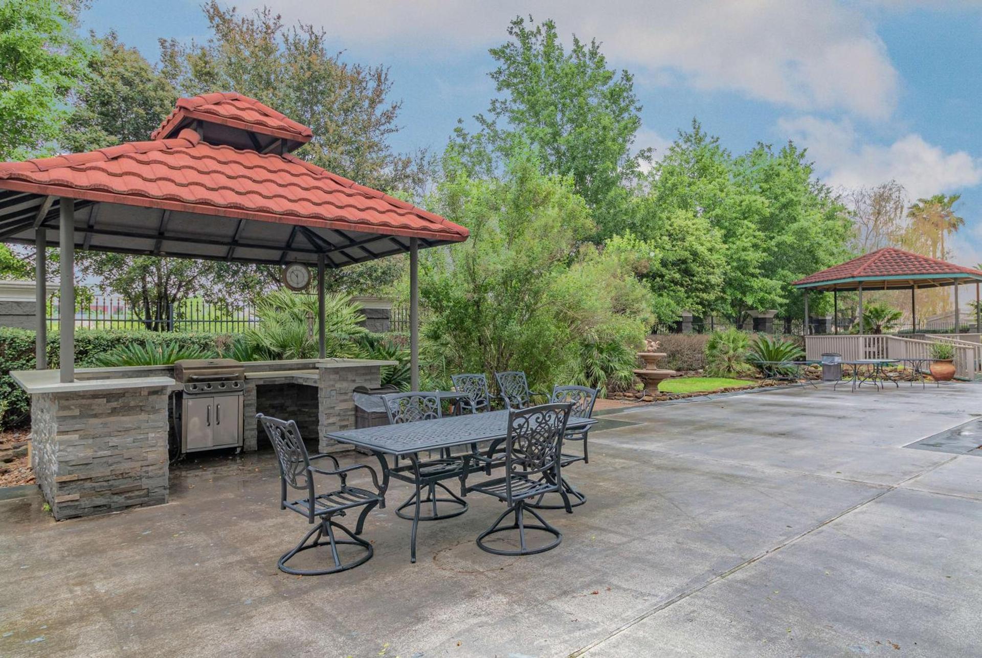 La Quinta by Wyndham Tomball photo 22
