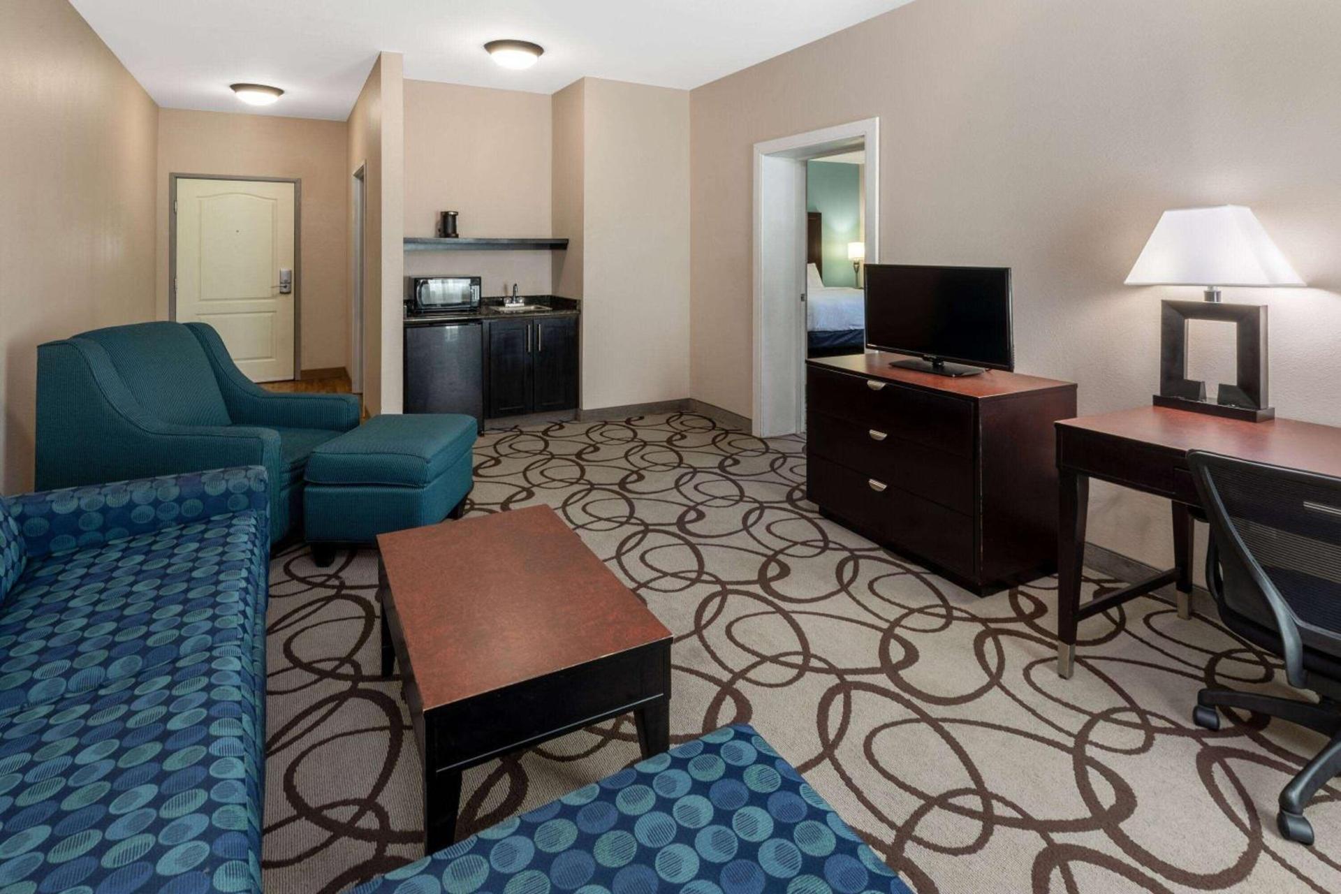 La Quinta by Wyndham Fort Worth - Lake Worth photo 60